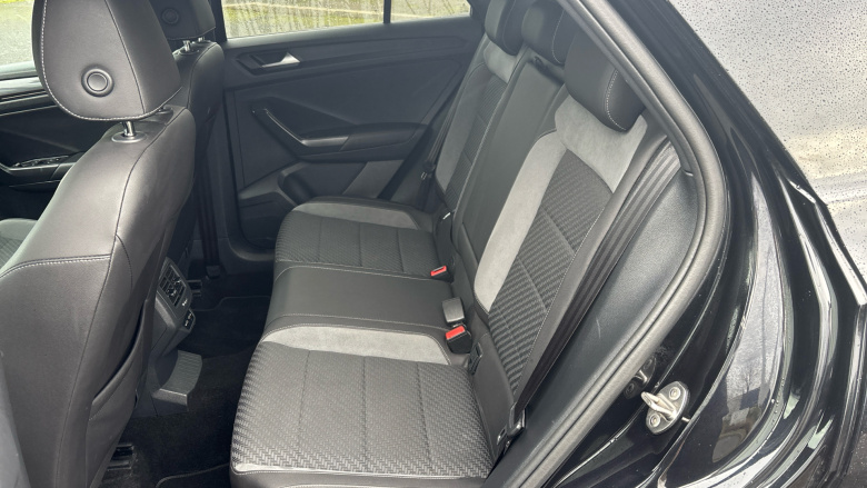 Volkswagen T-Roc 2.0 TSI 4MOTION R-Line 5dr DSG Petrol Hatchback